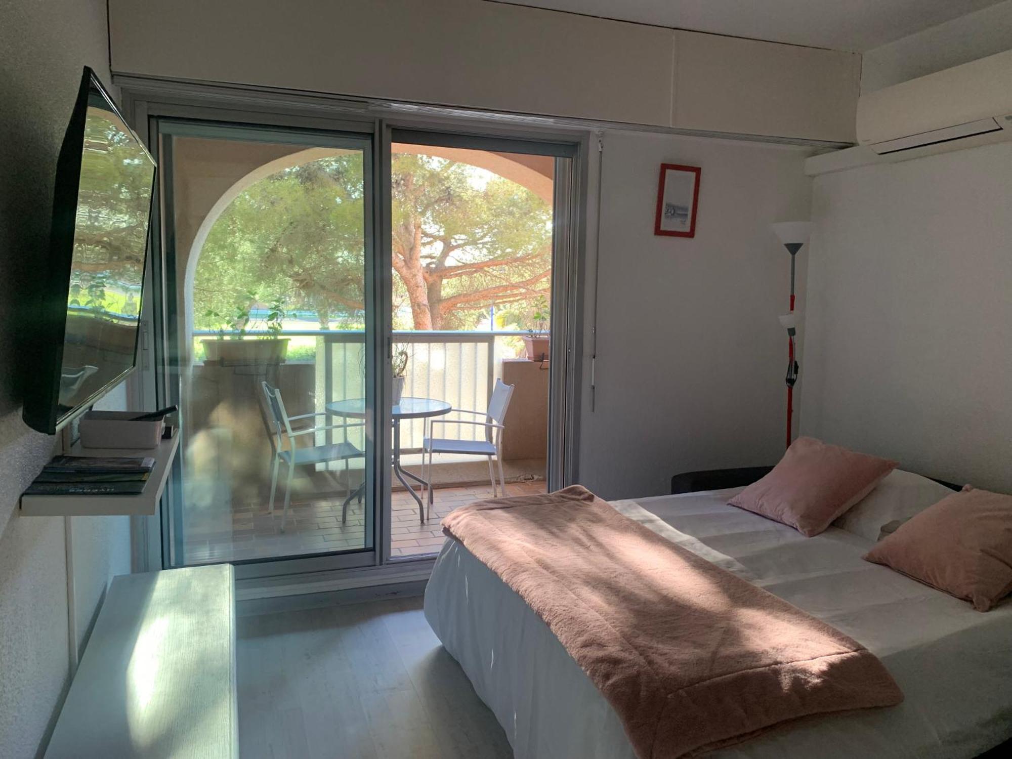 Hyeres Beach Экстерьер фото
